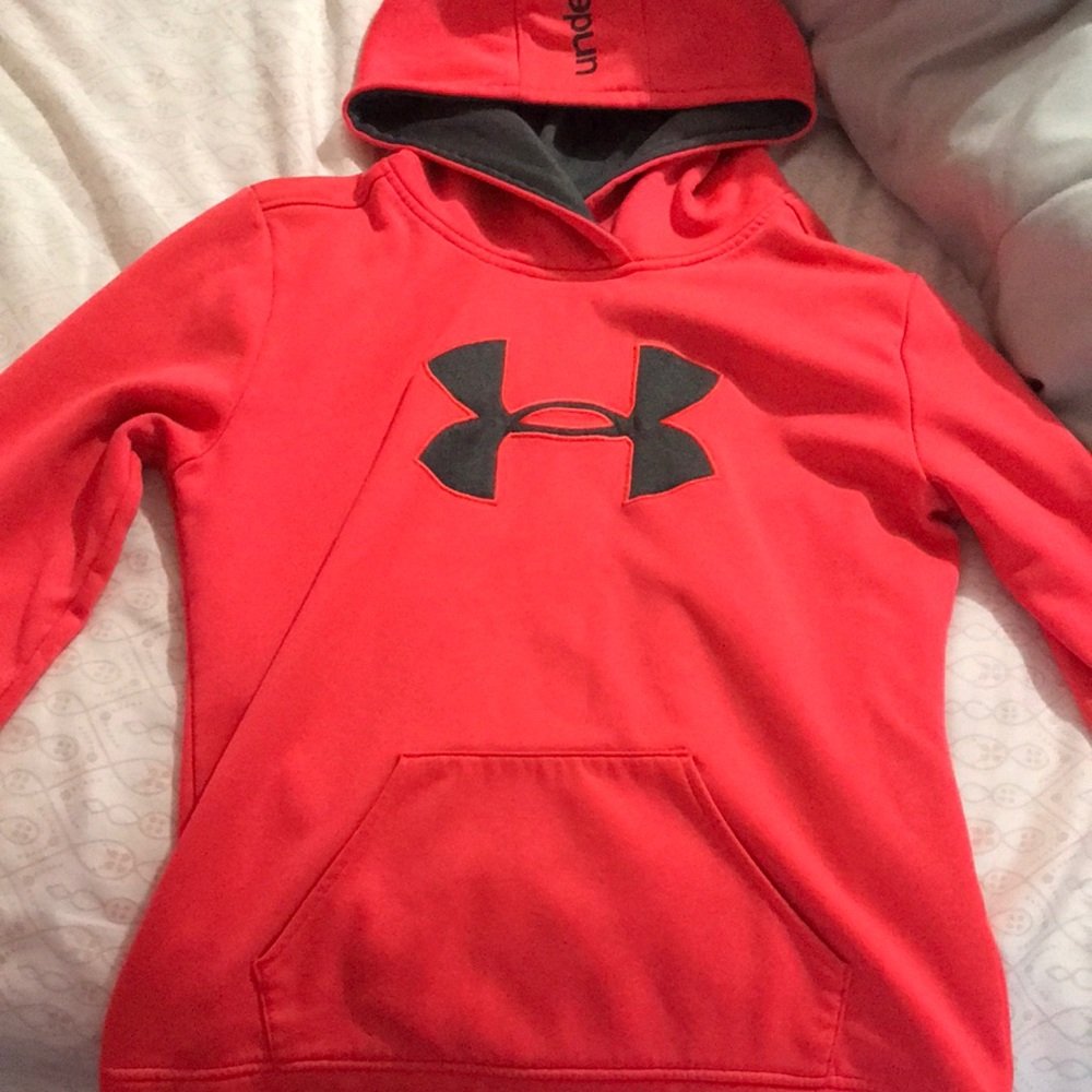 Too small. Youth XL Pink and gray under Amour